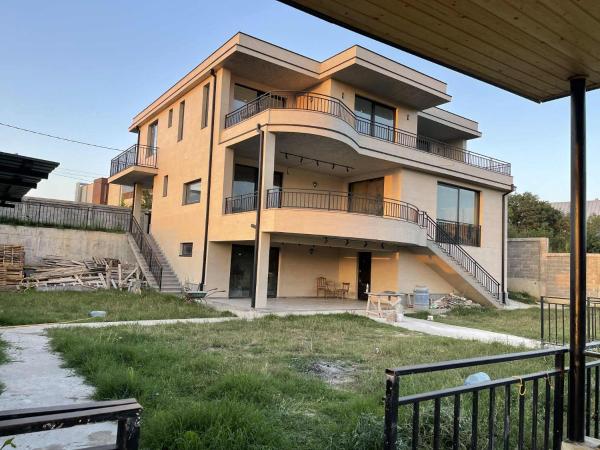 På billedet ses objektet Rancho Kojori 2 beliggende i byen Kiketʼi.