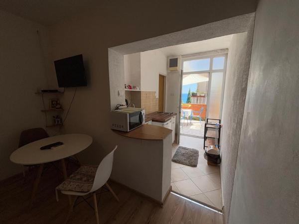 Foto 4: Studio in a quiet neighbourhood near central Igalo