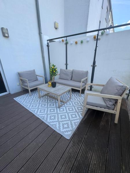 写真にはヴィルヘルムスハーフェン市にあるFeWo Möweが写っています。