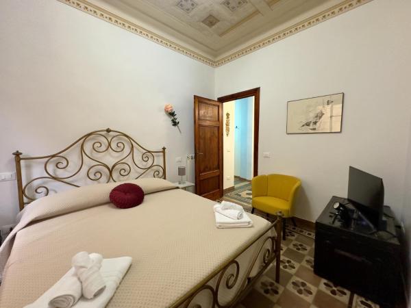 Auf dem Foto ist das Objekt Casa di Olga - Historical Apartment inside the Walls in der Stadt Lucca zu sehen.