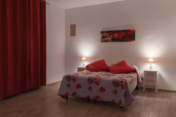 Nella foto è visibile l'oggetto Casa degli Aranci - Rossa situato nella città di SantʼAgata.