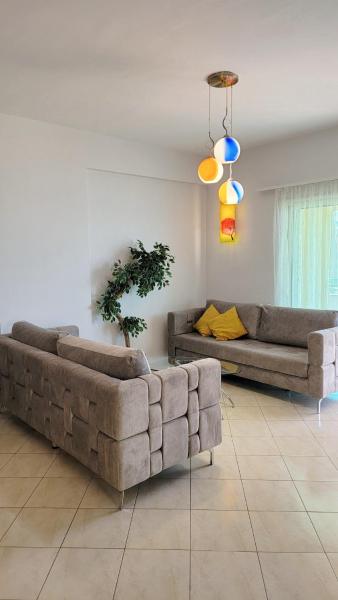 Na fotografii je vidět objekt Lovely Sea View Apartment nacházející se ve městě Durrës.