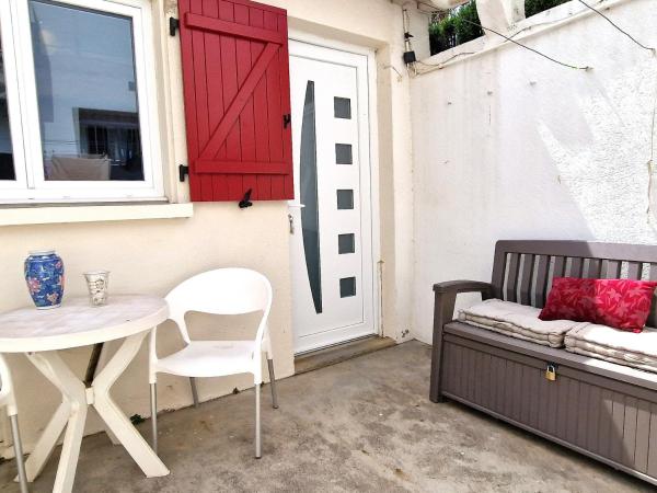 Auf dem Foto ist das Objekt Appartement climatisé au cœur de Banyuls-sur-Mer, proche plage - FR-1-309-525 in der Stadt Banyuls-sur-Mer zu sehen.
