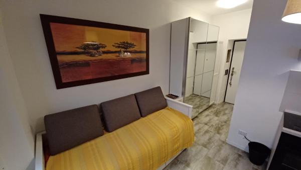 Στη φωτογραφία φαίνεται το αντικείμενο Milano IEO, Prada, Università Bocconi, Duomo, Assago Forum που βρίσκεται στην πόλη Vigentino.