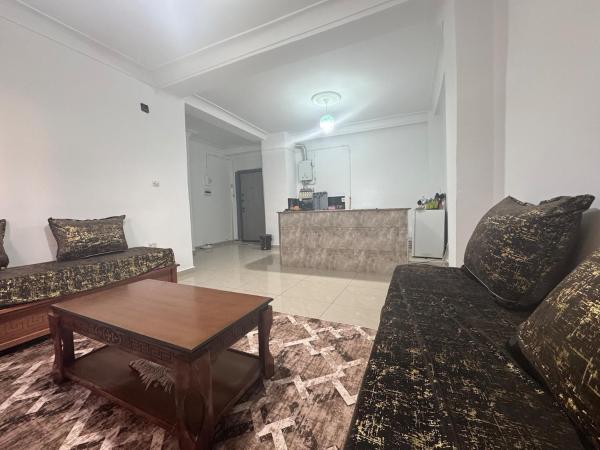 Auf dem Foto ist das Objekt appartement F2 a 2 pas de la mer in der Stadt Aïn El Turk zu sehen.