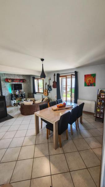 The photo shows the Maison de vacances Valuejols located in the city of Valuéjols.