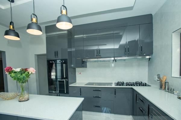 Stegor Suites, Maun