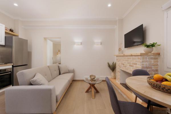 A la foto es mostra l'objecte Little Home situat a la ciutat de Dassia.