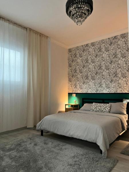 På billedet ses objektet The Pearl Suite - your stylish cozy and modern flat,in the heart of South Tenerife,just 3 minutes from beach and natural pools beliggende i byen Alcalá.