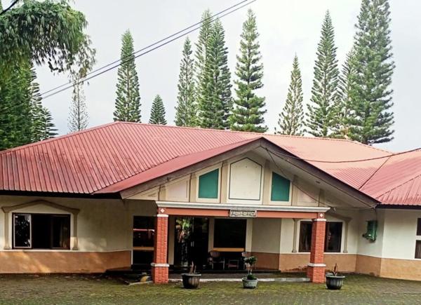 写真にはPacet市にあるVilla Landis, Cipanas, Puncak, Jawa Baratが写っています。