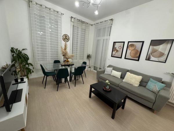 Στη φωτογραφία φαίνεται το αντικείμενο Appartement chaleureux de 2 chambres που βρίσκεται στην πόλη Evry-Courcouronnes.