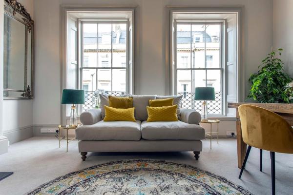På bildet vises objektet Pierrepont House som ligger i byen Bath.