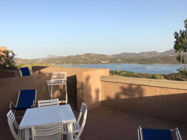 På bildet vises objektet Appartamento vista mare Residence Cugnana Verde som ligger i byen Cugnana Verde.