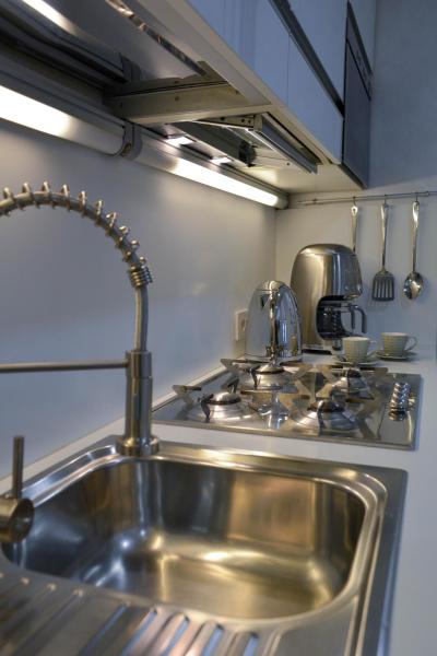 A la foto es mostra l'objecte Modern House Loft situat a la ciutat de Roma.