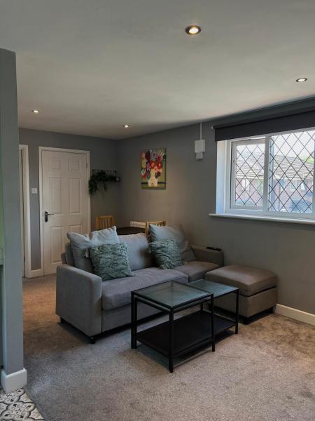 Zdjęcie 1: Two bed flat in Cardiff