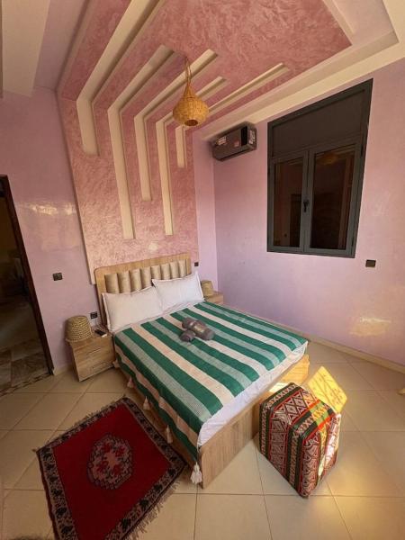 Room green in Marrakesh, 2 min Airport, Marrakesz