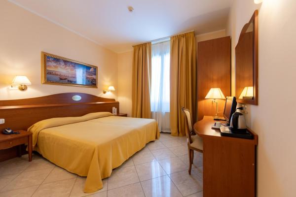 Nella foto è visibile l'oggetto Hotel Ambasciata Venice - Atika & Atif situato nella città di Mestre.