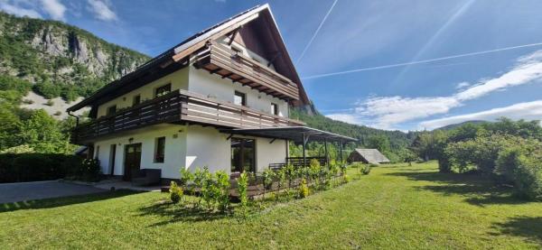 A la foto es mostra l'objecte Apartments Kolačko situat a la ciutat de Bohinj.