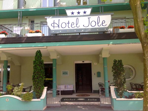 Kuvassa näkyy kohde Hotel Jole, joka sijaitsee kaupungissa San Mauro a Mare.