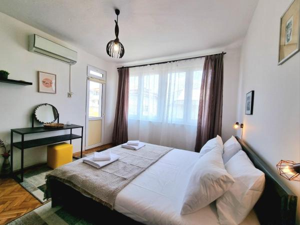 Foto 9: Central - 3BD Holiday Apartment for Family & Friends