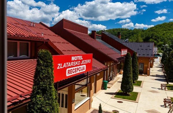 En la foto se muestra el objeto Motel Zlatarsko jezero ubicado en la ciudad de Kokin Brod.