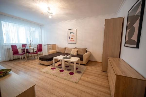 På billedet ses objektet Spacious 1BDR in the Center with FREE Parking beliggende i byen Sofia.