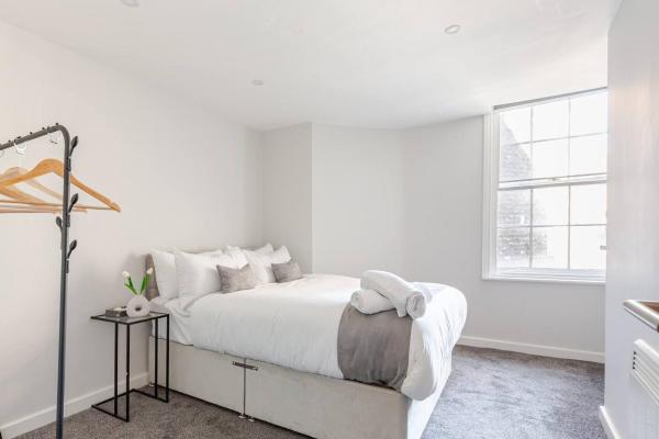 Modern 1-Bedroom City Centre Apartment, Liverpool Hideaway, Liverpool