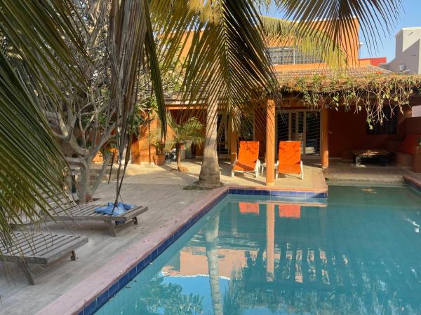 Casa mia, Saly