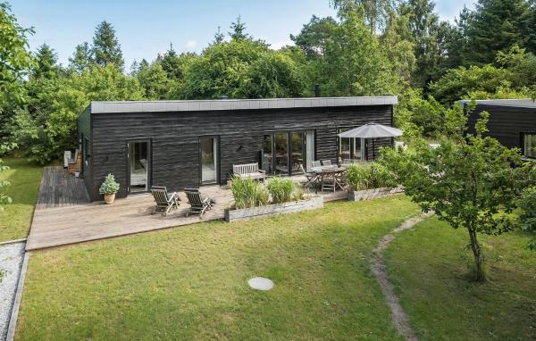 Na fotografii je vidět objekt Lovely Home In Rørvig With Sauna nacházející se ve městě Rørvig.