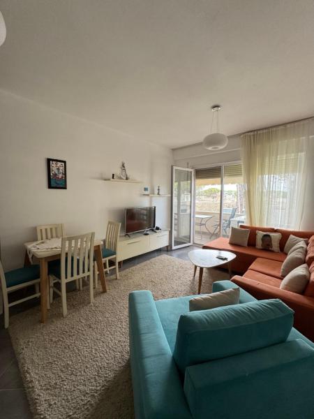 Na fotografii je vidět objekt Illyrian Apartment Gjiri i Lalzit nacházející se ve městě Drač.