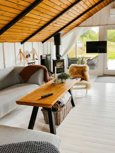 Auf dem Foto ist das Objekt Simple Cottage Close To Limfjorden in der Stadt Birkelse zu sehen.