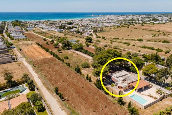 På billedet ses objektet Villa Amelia by BarbarHouse beliggende i byen Torre Lapillo.