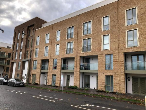 A la foto es mostra l'objecte 2 Bed Flat in London situat a la ciutat de Mill Hill.
