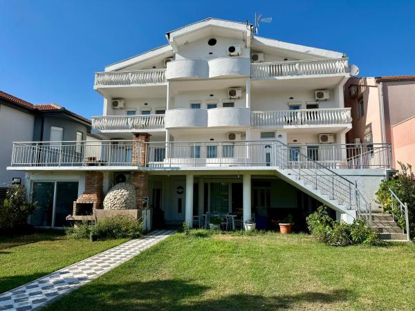 Villa Paris - Velipojë