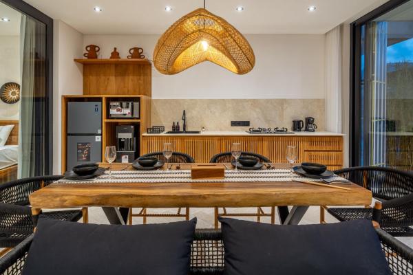 Foto 3: Sun - Soaked Day in Ubud - New Townhome with Large Pool