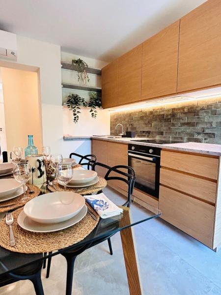 Φωτογραφία 7: Coliving - Private Shower - Bfast & Terrace Dining