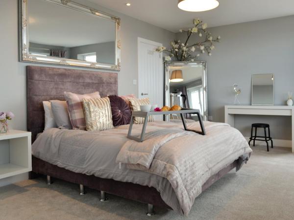 Hillside Retreat - Prestatyn