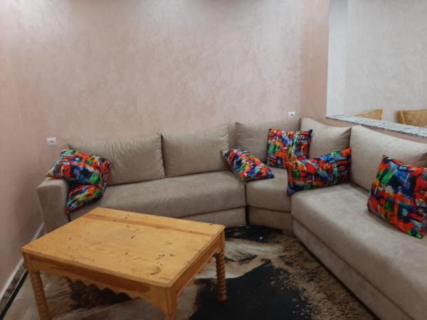 Nella foto è visibile l'oggetto Chokri lamia situato nella città di Ouled Khellouf.