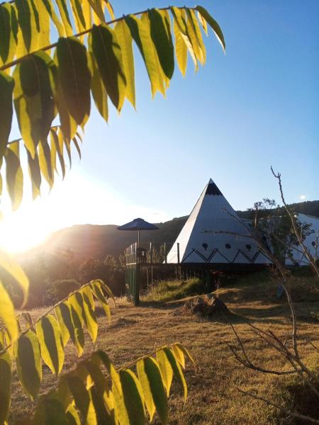 På billedet ses objektet Glamping Mafer 4 Tipi pequeño beliggende i byen Gachancipá.