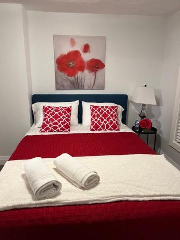 A la foto es mostra l'objecte Family-Friendly 4BR Retreat Fully Furnished situat a la ciutat de Sarnia.