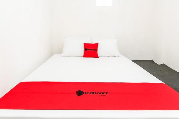 Reddoorz Syariah At Hotel Yasmine Pandaan - Trawas