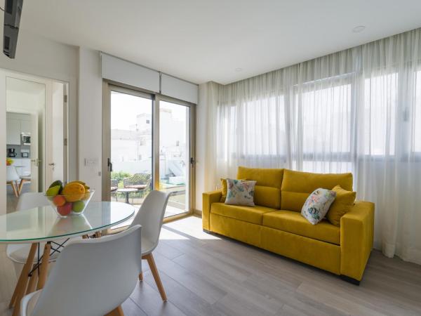 På billedet ses objektet Holiday Home in Telde near Playa de Melenara beliggende i byen Telde.