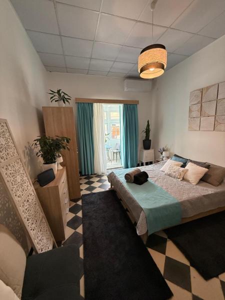 Maltese Charm Getaway, Ħal Saflieni