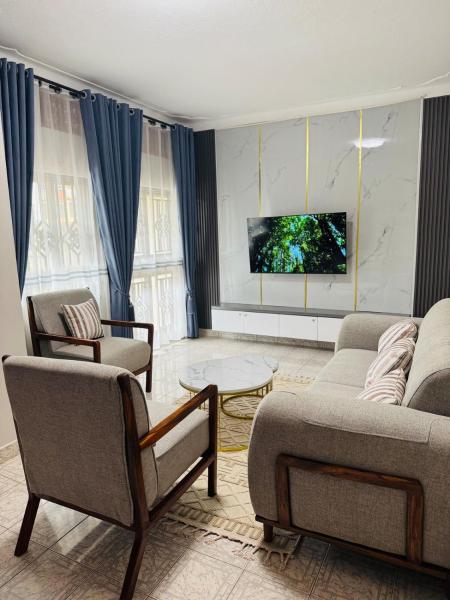 La photo montre l'objet 15 Min Walk to Acacia Mall 1BR on Mawanda Rd situé dans la ville de Kyebando.