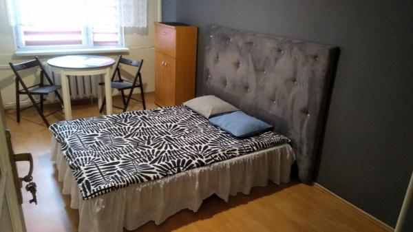 På bildet vises objektet FEIDUM quarters rooms som ligger i byen Trzebinia.