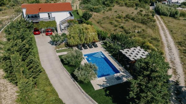 A la foto es mostra l'objecte Apartment Ljubica situat a la ciutat de Krneša.