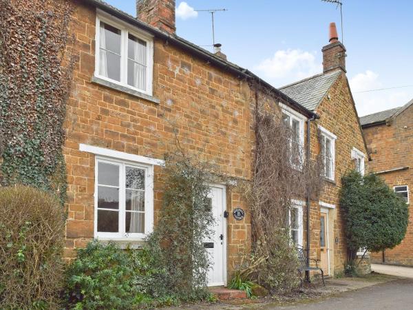 På billedet ses objektet Squirrel Cottage beliggende i byen Hook Norton.