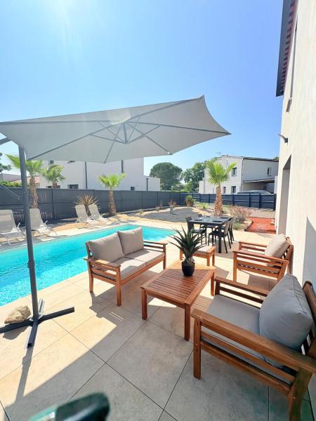 A la foto es mostra l'objecte Sumptuous villa pool jacuzzi situat a la ciutat de Teyran.