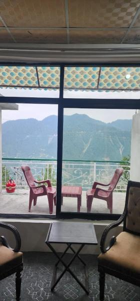 A la foto es mostra l'objecte Mezbaan Guesthouse situat a la ciutat de Kālābāgh.