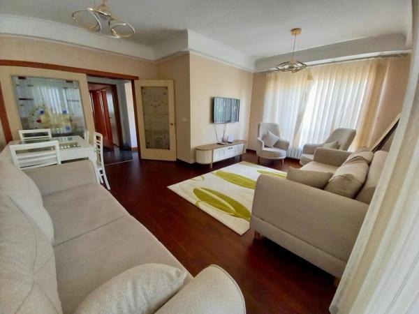A la foto es mostra l'objecte Çetin Emeç Clty Center 3 Bedroom situat a la ciutat de Dikmen.